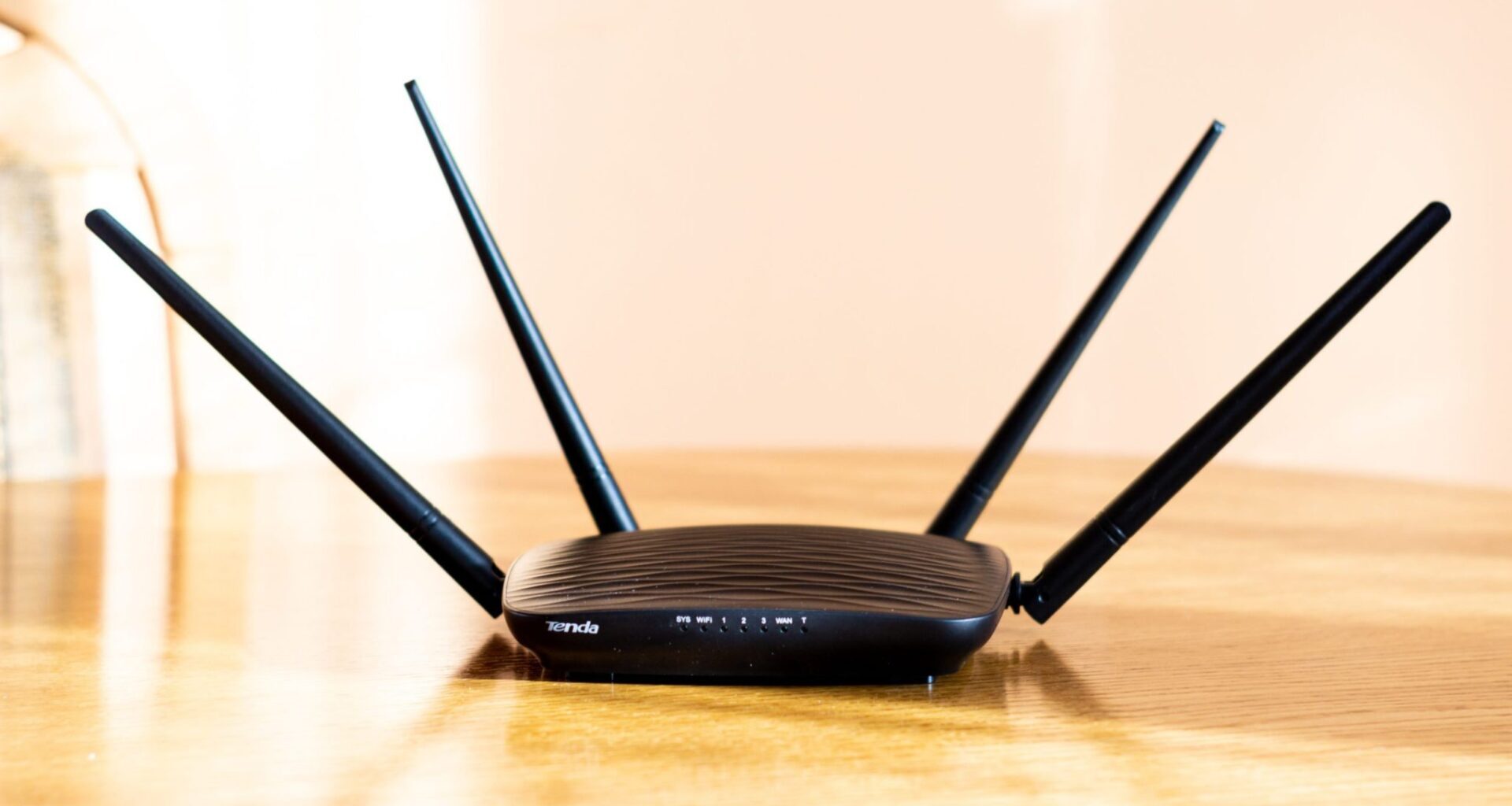 Tenda AC1200 AC5 fot. własne