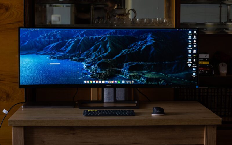 Philips Brilliance 439P