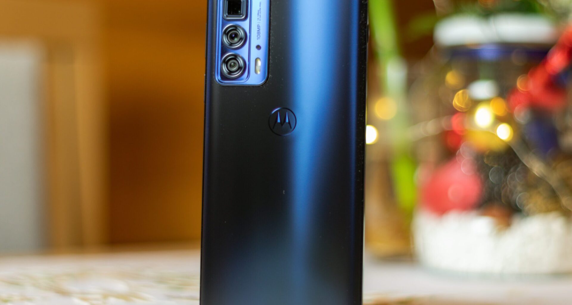 Edge 20 Pro