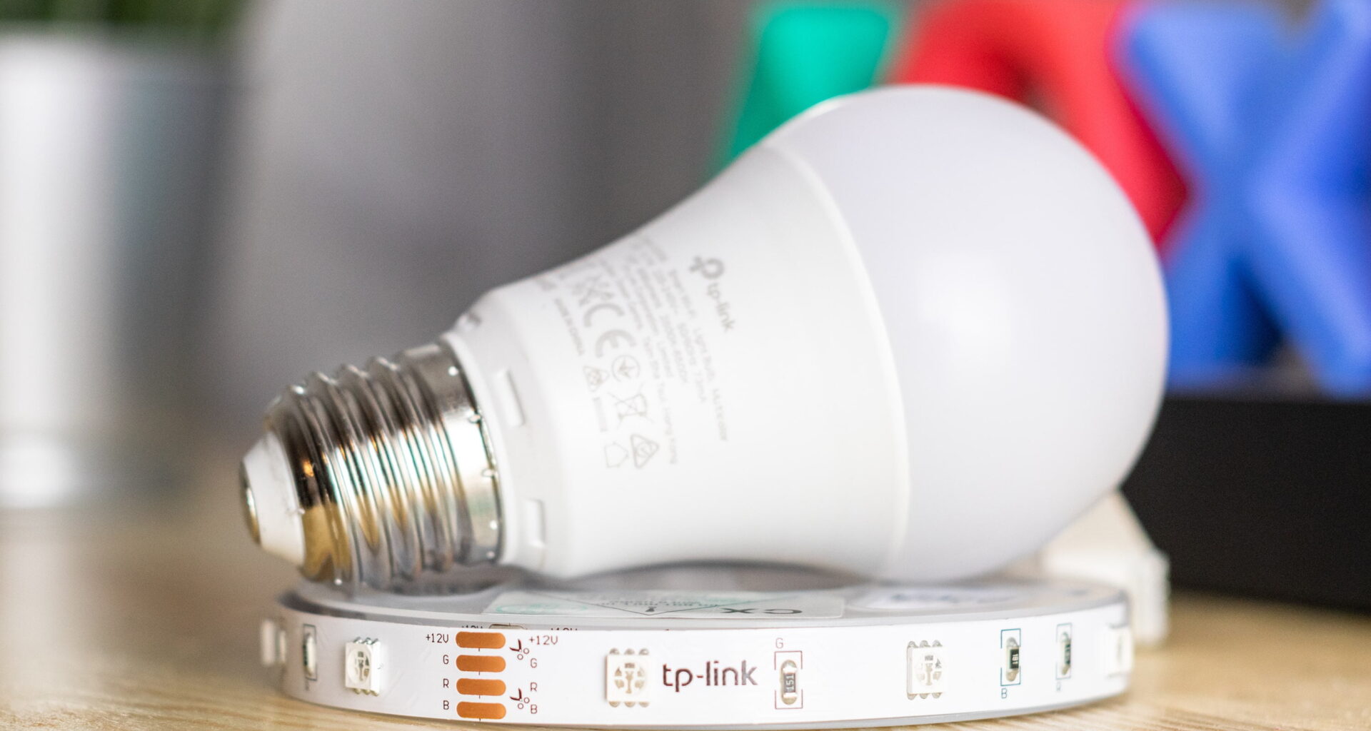 TP-Link Tapo L900-5 + L530E