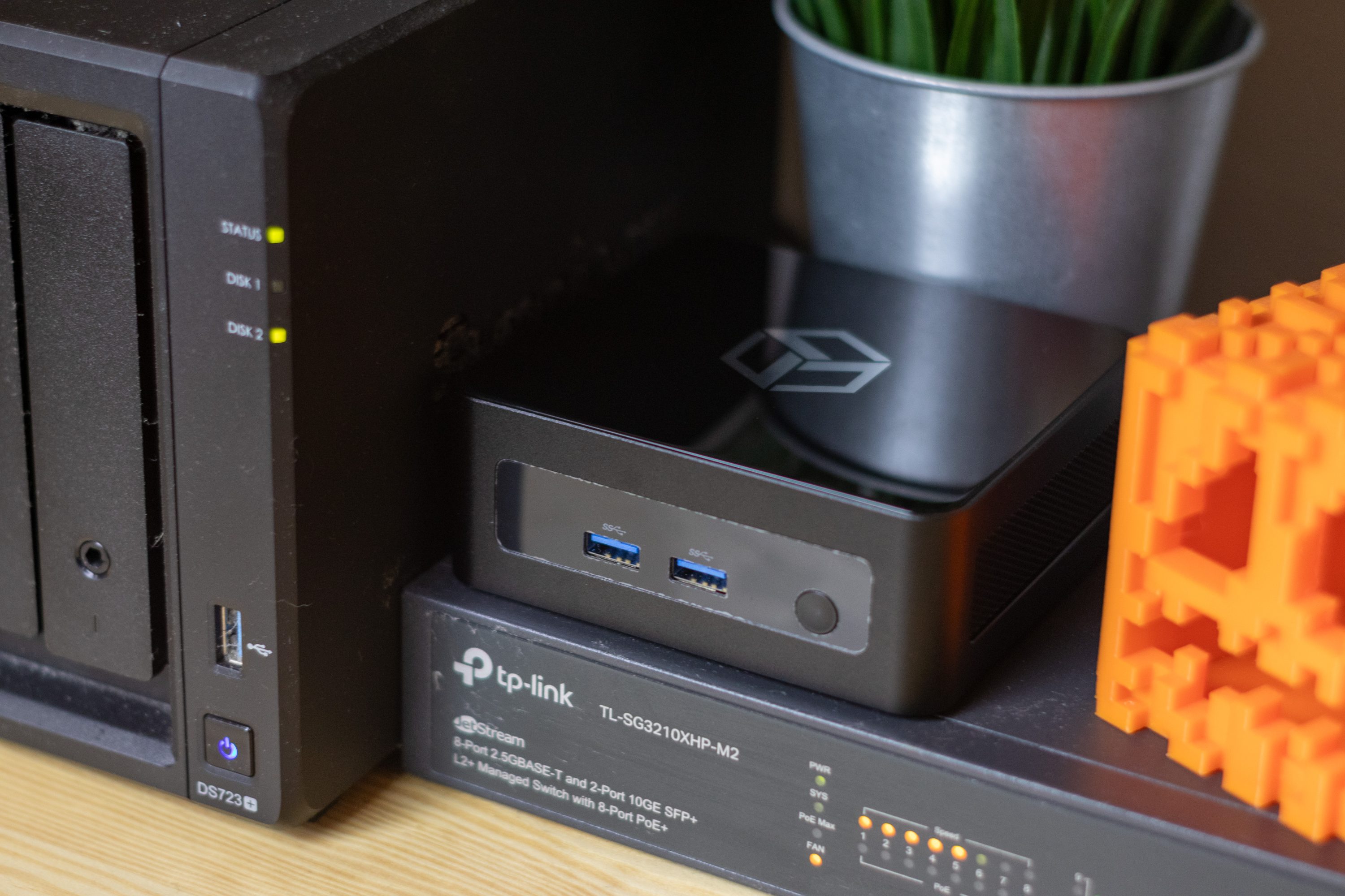 QOOBE AP1215U – mini PC z procesorem